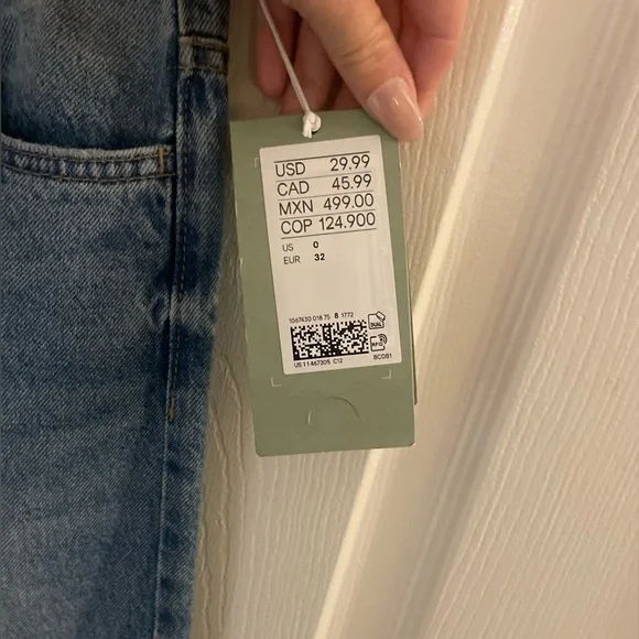 H&M Wide Leg Jeans - Picture 3 of 6